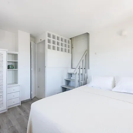 Orchard House *