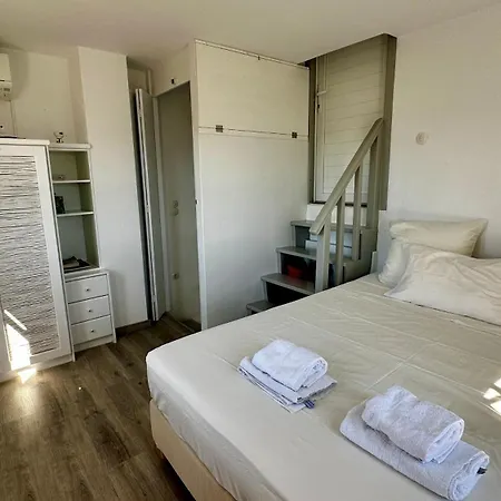 Holiday home Orchard House *