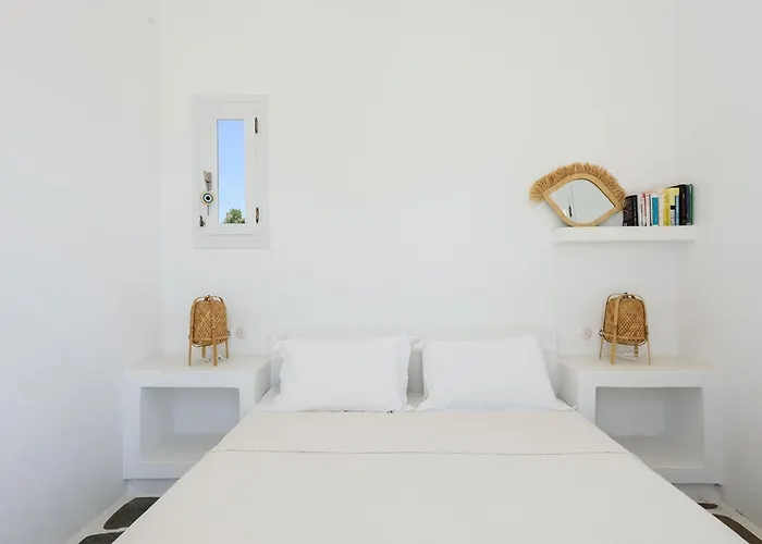 Orchard House * Antiparos