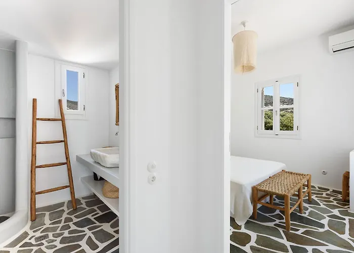 Orchard House * Antiparos