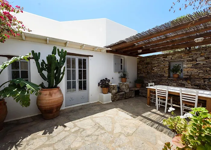 Orchard House * Antiparos